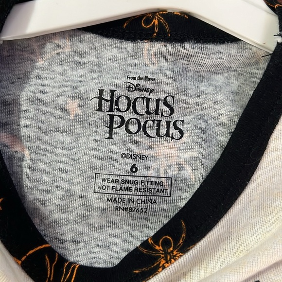 NWT Girls Disney Hocus Pocus Pajamas - Picture 3 of 5